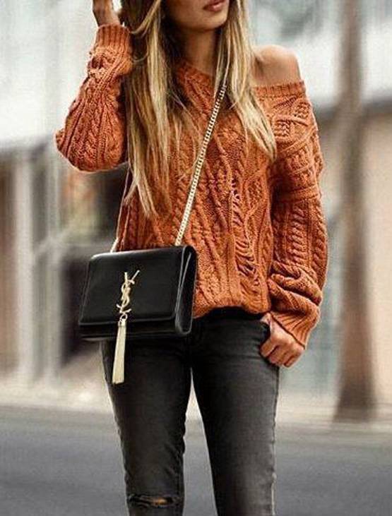 सर्दियों में दिखना है हॉट, तो पहनें ऐसे कपड़े!