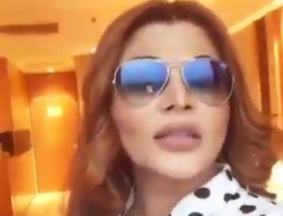 राखी को गैंग रेप की धमकी, गुजरात में हैक हुआ मोबाइल नंबर