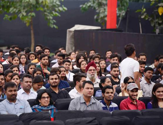 साहित्य आजतक: 'दमादम मस्त कलंदर...' पर झूम उठे दर्शक