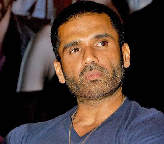 किसी का रेस्टोरेंट तो किसी का नाइट क्लब, ये है बॉलीवुड सिलेब्स के साइड बिजनेस