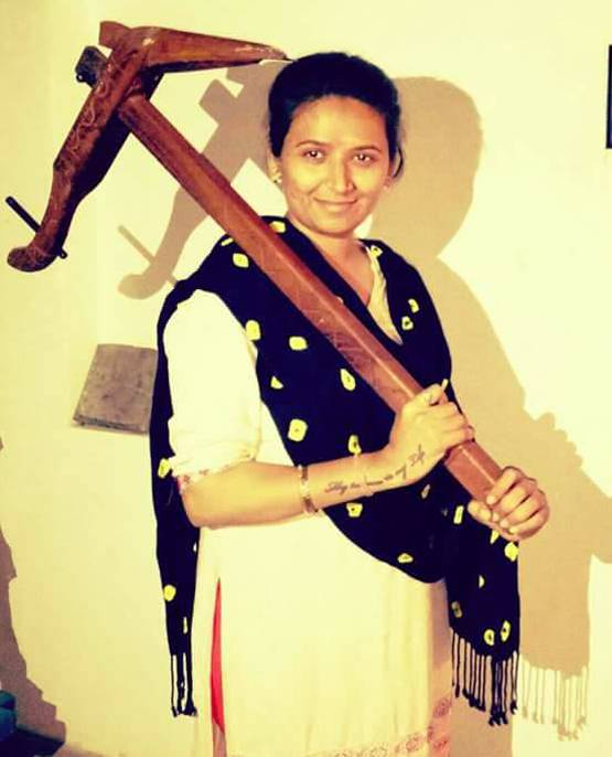 गुजरातः BJP नेता रेशमा की कथित अश्लील फोटोज वायरल, FIR दर्ज