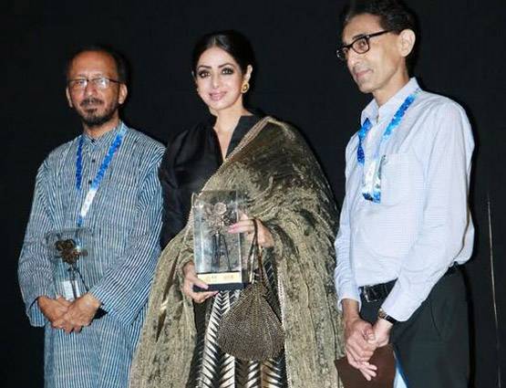 किसी मामले में कम नहीं हुआ श्रीदेवी का क्रेज, IFFI में देखते रहे लोग