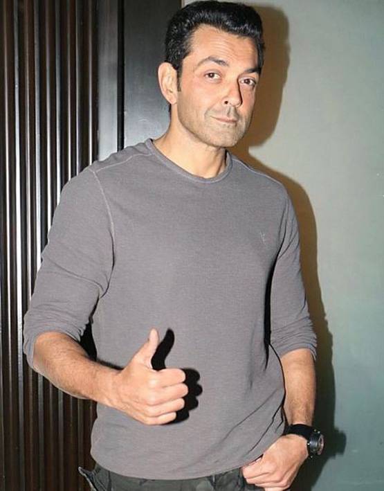 सलमान के रेस-3 की स्टारकास्ट, सिद्धार्थ बाहर तो बॉबी को मिला काम