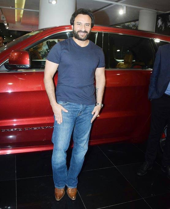 नवाब तैमूर को 11 महीने की उम्र में मिली सवा करोड़ की कार