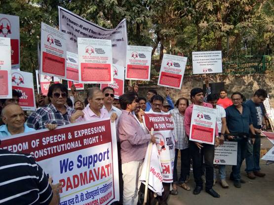 पद्मावती विवाद: जब बंद हो गई फिल्म और टीवी सीरियल्स की शूटिंग