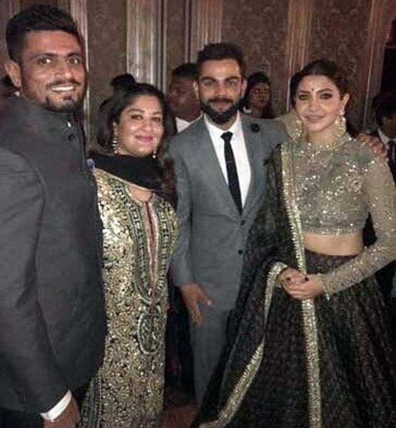 जहीर-सागरिका की रिसेप्शन पार्टी में जमकर थि‍रके विराट-अनुष्का