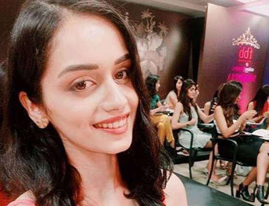 सामने आईं Miss World मानुषी की पुरानी तस्‍वीरें, देखें PHOTOS