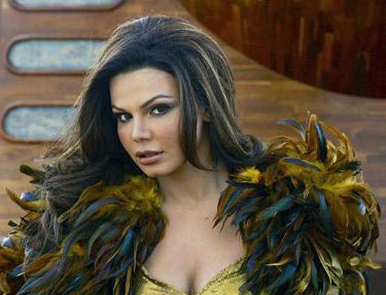 राखी को गैंग रेप की धमकी, गुजरात में हैक हुआ मोबाइल नंबर