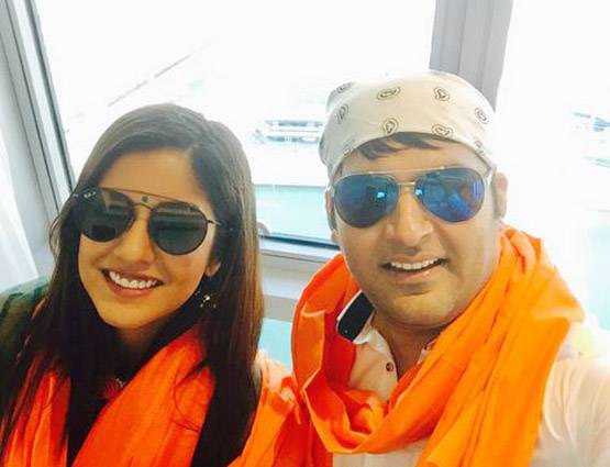 PHOTOS: 'फिरंगी' कपि‍ल पहुंचे दुबई, गुरुद्वारे में टेका माथा