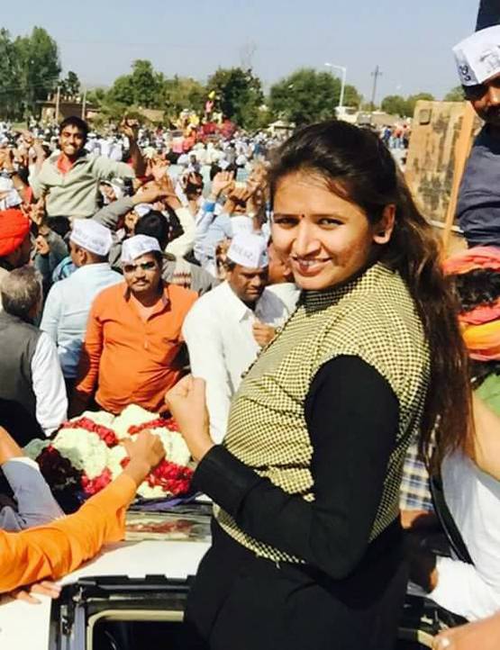 गुजरातः BJP नेता रेशमा की कथित अश्लील फोटोज वायरल, FIR दर्ज