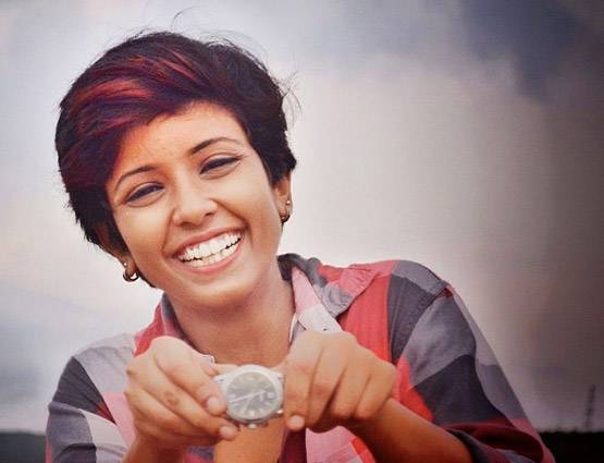 PHOTOS: यूपी की ये लड़की बनी नेवी की पहली महिला Pilot, बना रिकॉर्ड