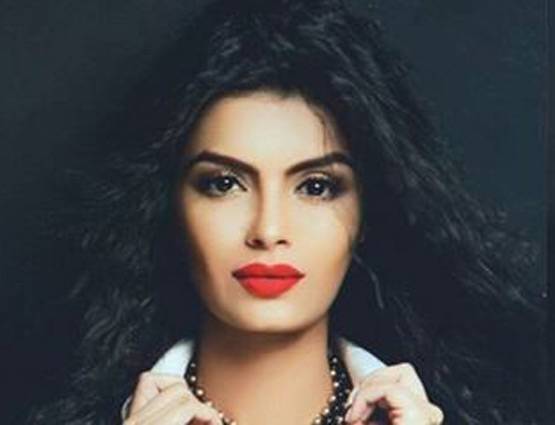 Bigg Boss की एक्स कंटेस्टेंट दिखीं बिकिनी में, तस्वीरें Viral