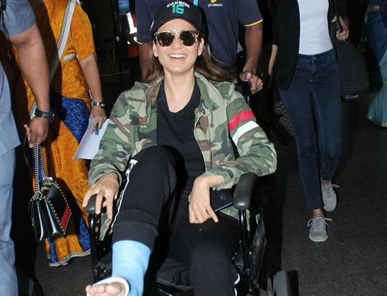 बिना व्हील चेयर के चल नहीं पा रही हैं कंगना रनौत, लगी है गंभीर चोट