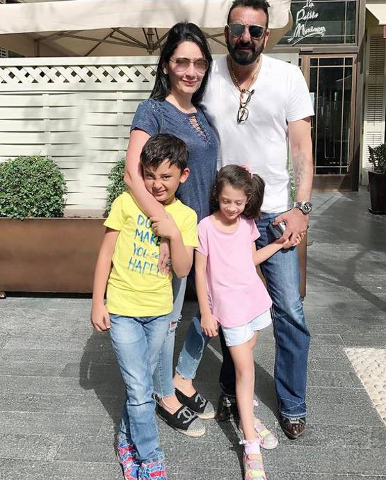 ये है संजय दत्त की पत्नी का असली नाम, पैराडाइज पेपर्स में भी जिक्र