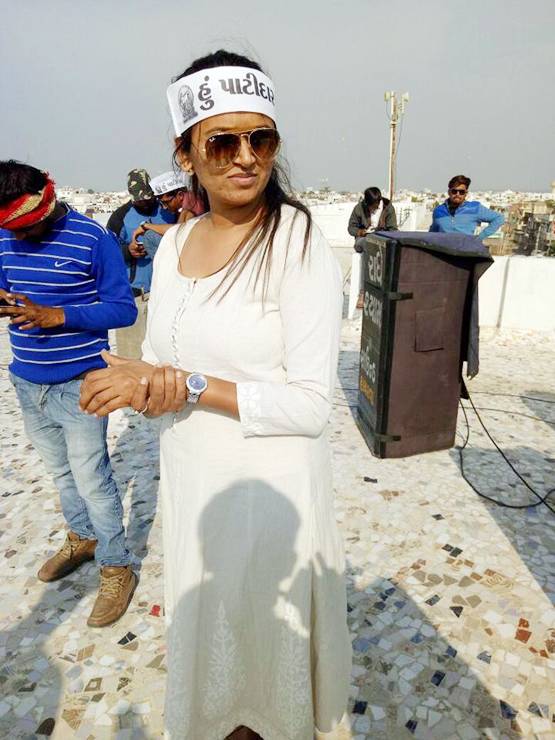 गुजरातः BJP नेता रेशमा की कथित अश्लील फोटोज वायरल, FIR दर्ज