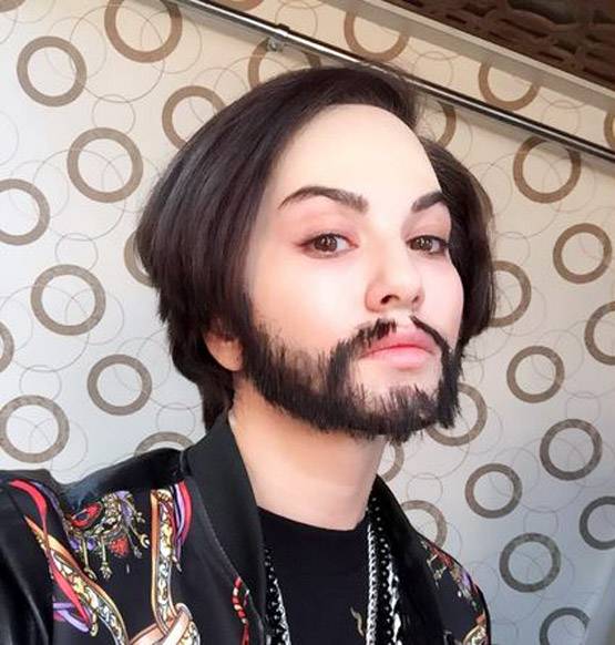 सनी लियोनी का ये 'नया लुक' देखकर रह गए सब हैरान, PHOTOS