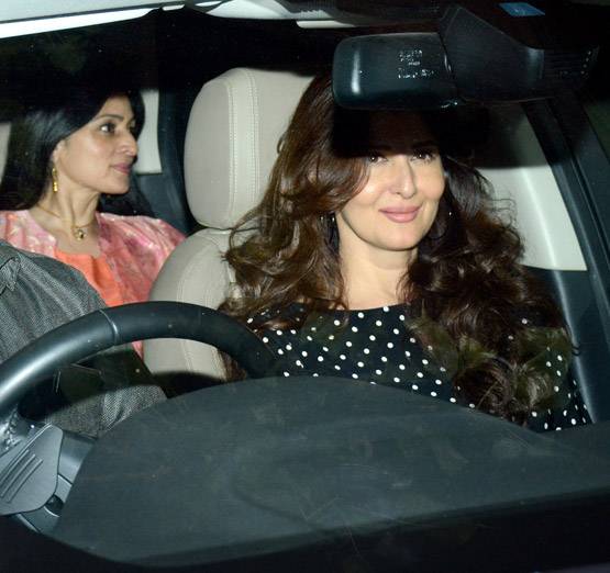 सलमान के घर संगीता की वापसी, पिता के बर्थडे में पहुंचीं