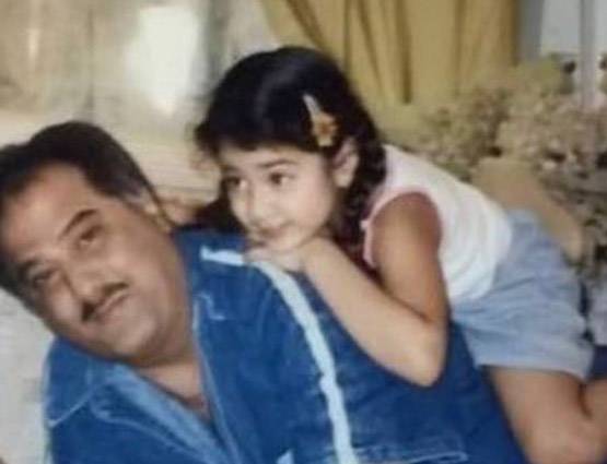 जाह्नवी कपूर ने इंस्टाग्राम अकाउंट किया पब्लिक, देखें 10 BEST PHOTOS