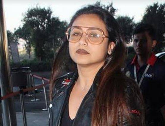 दूसरे बच्चे की तैयारी में रानी, 1.30 लाख की जैकेट में दिखा ये अंदाज