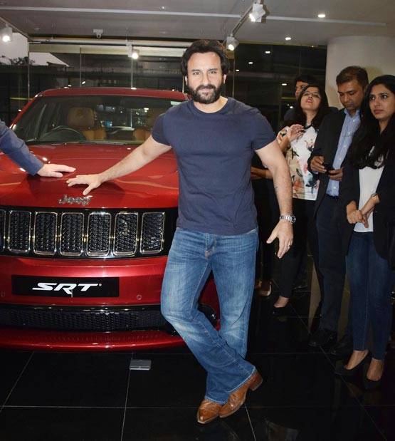 नवाब तैमूर को 11 महीने की उम्र में मिली सवा करोड़ की कार