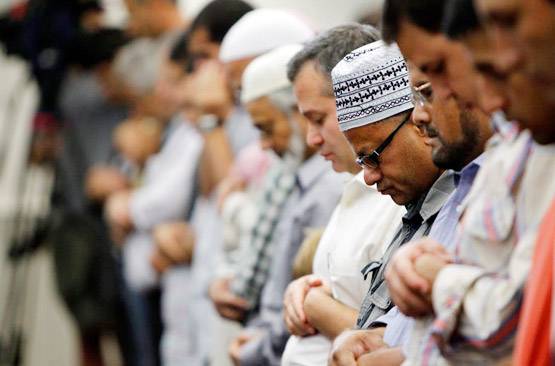 शिया और सुन्नी की लड़ाई में यूं कमजोर पड़ रही मुस्लिम दुनिया