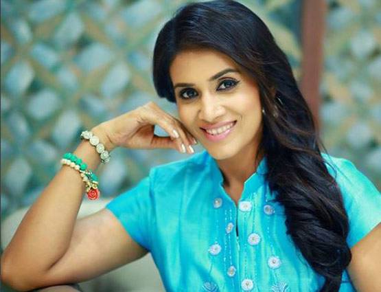 हमउम्र रितिक की मां का किया रोल, अब ऐसी दिखती है ये एक्ट्रेस