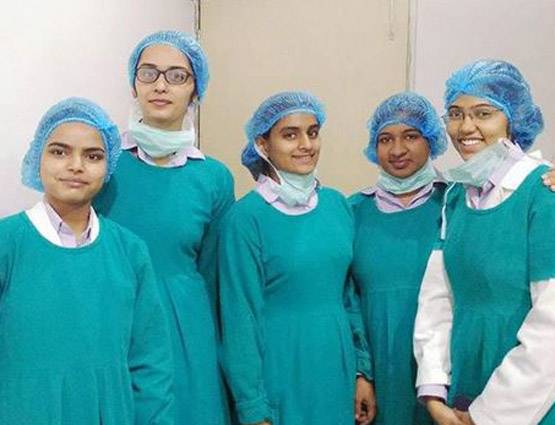 सामने आईं Miss World मानुषी की पुरानी तस्‍वीरें, देखें PHOTOS