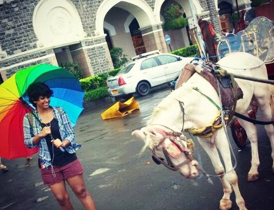 PHOTOS: यूपी की ये लड़की बनी नेवी की पहली महिला Pilot, बना रिकॉर्ड