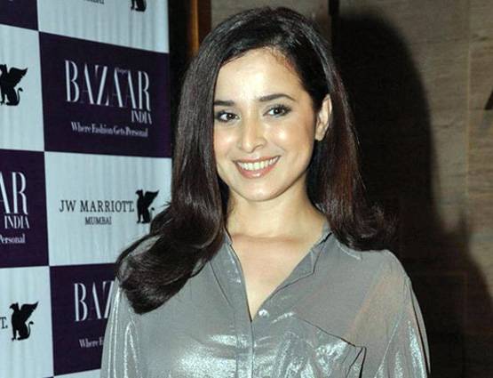 पूर्व क्रिकेटर की बेटी हैं सिमोन सिंह, खुद डिजाइन की अपनी वेडिंग ड्रेस