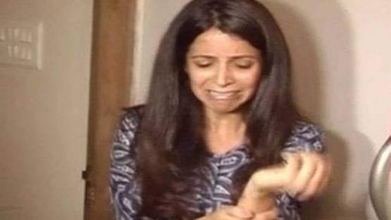 12 साल पहले मॉडल ने दूसरे धर्म में की थी शादी, रोज पीटता है पति