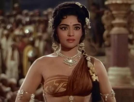 जानिए, इतिहास की सबसे खूबसूरत महिला को क्यों मिली ऐसी सजा!