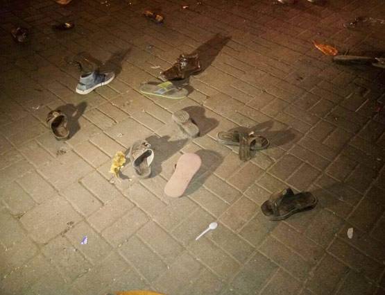 मन्नत के बाहर भगदड़ जैसा नजारा, शाहरुख को विश करने आए थे फैन