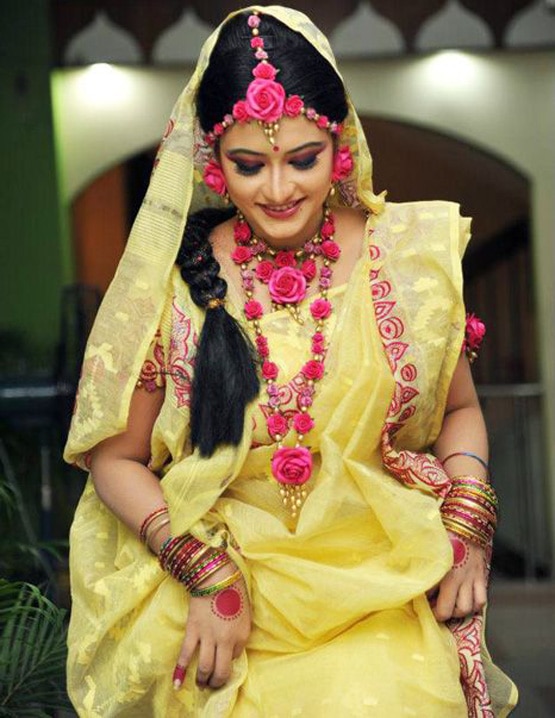 शादी की रस्मों के लिए ऐसे चुनें परफेक्ट ड्रेस