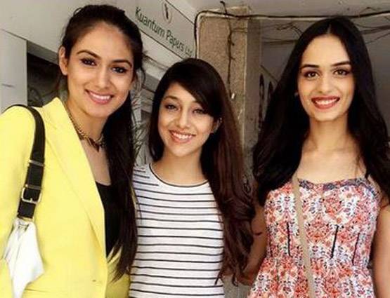 सामने आईं Miss World मानुषी की पुरानी तस्‍वीरें, देखें PHOTOS