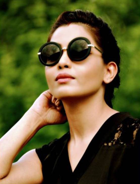 10 साल की बेटी की मां हैं 'अंगूरी भाभी', एक दिन की इतनी है फीस...