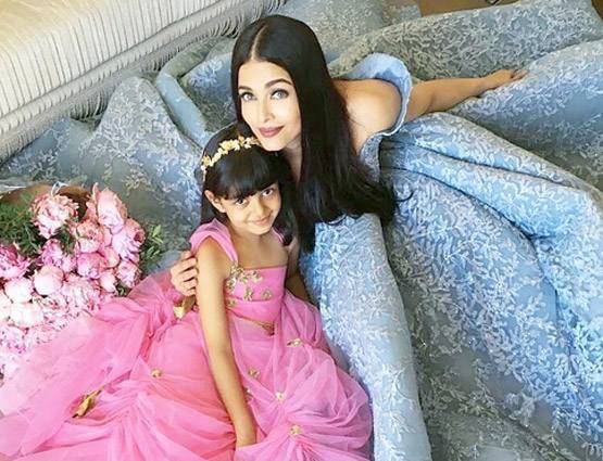 ऐश्वर्या को किस करते दिखे थे सलमान, VIRAL हुई थीं तस्वीरें