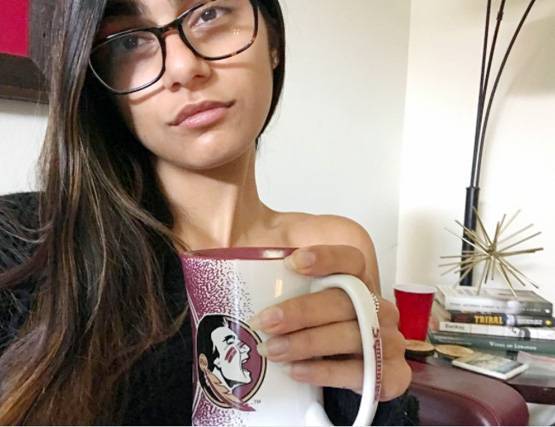 क्या भारत में फिल्मी डेब्यू करेंगी एक्स पोर्न स्टार मिया खलीफा