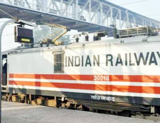 कैशलेस लेनदेन से होगी आपकी कमाई, मिलेगा ये भी फायदा