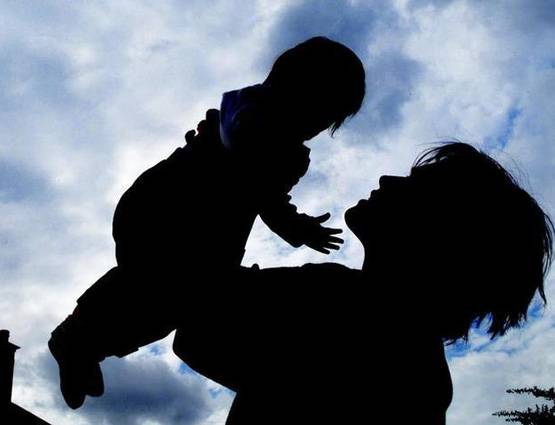 IVF के जरिए मां बनना क्यों पसंद कर रही हैं लड़कियां