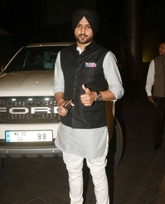 सागरिका-जहीर की प्री-वेडिंग पार्टी, देखें कौन-कौन पहुंचा