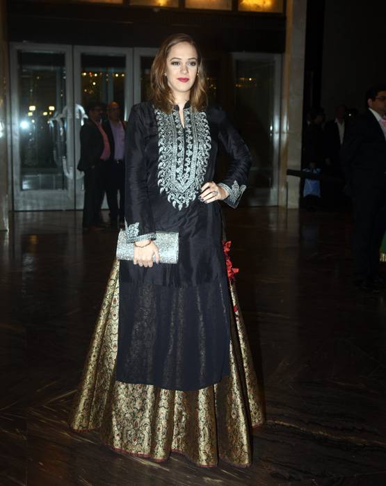 सागरिका-जहीर की प्री-वेडिंग पार्टी, देखें कौन-कौन पहुंचा