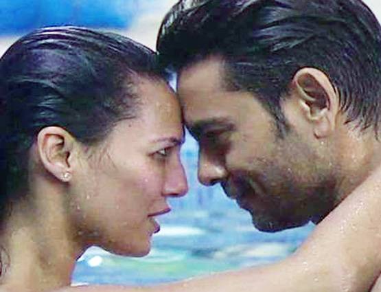 BIGG BOSS: ये कंटेस्टेंट्स भी हुए थे INTIMATE, अंधेरे में करते थे KISS