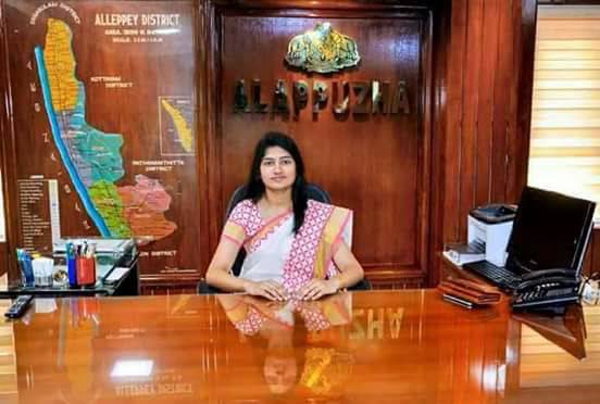 इस IAS के खुलासे से केरल की राजनीति में हड़कंप, मंत्री की कुर्सी गई