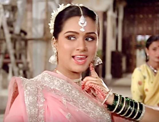 न्यूड सीन भी दे चुकी है ये एक्ट्रेस, प्रिंस चार्ल्स को किया था किस