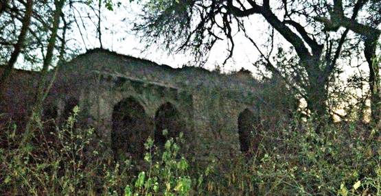 गुमनाम जिंदगी जी रहे अवध प्रिंस की मौत, गहने बेचकर करते थे गुजारा