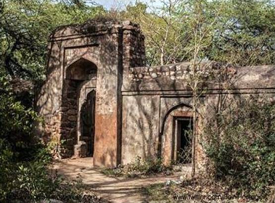 गुमनाम जिंदगी जी रहे अवध प्रिंस की मौत, गहने बेचकर करते थे गुजारा