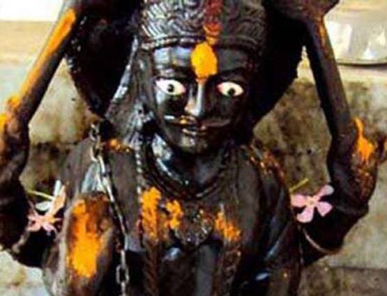 घर के मंदिर में भूलकर भी नहीं रखें ऐसी मूर्तियां!