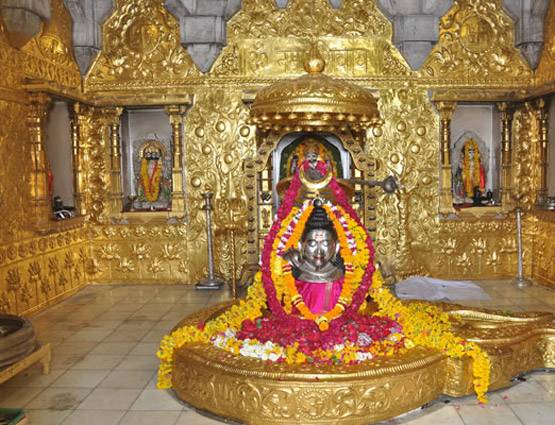 गजनवी के 17 हमले झेलकर भी खड़ा है सोमनाथ मंदिर