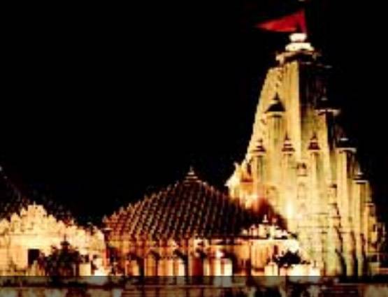 गजनवी के 17 हमले झेलकर भी खड़ा है सोमनाथ मंदिर