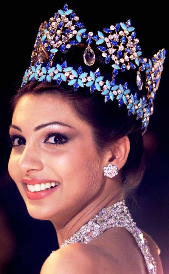 मानुषी से पहले इन भारतीयों के सिर सजा Miss world का ताज